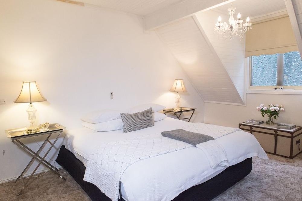 A Loft In The Mill Boutique Accommodation Olinda Exteriör bild