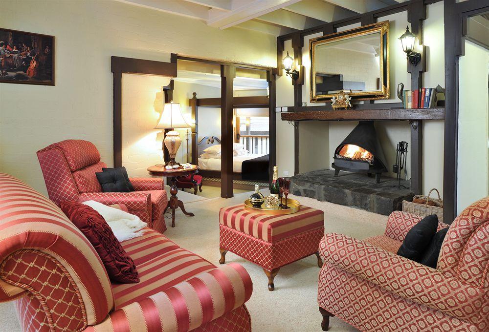 A Loft In The Mill Boutique Accommodation Olinda Exteriör bild