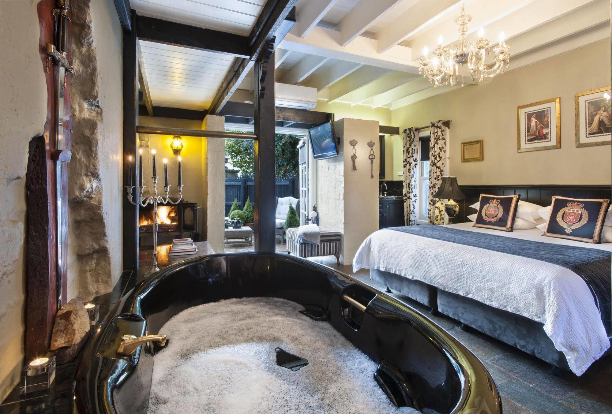 A Loft In The Mill Boutique Accommodation Olinda Exteriör bild